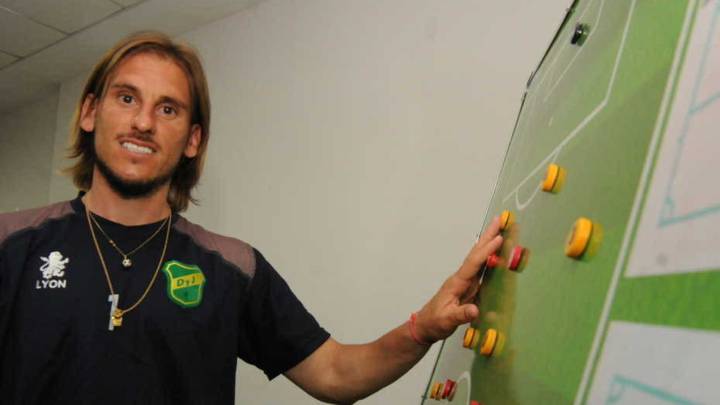 Sebastián Beccacece regresa a la banca de Defensa y Justicia