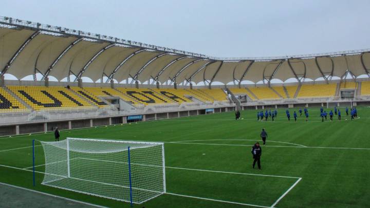 San Luis regresó a la nueva cancha sintética del Lucio Fariña