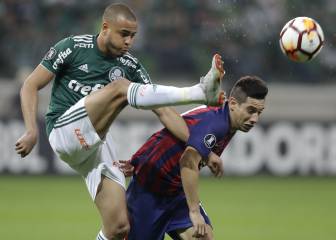 Palmeiras sufre, pero será el rival de Colo Colo en cuartos