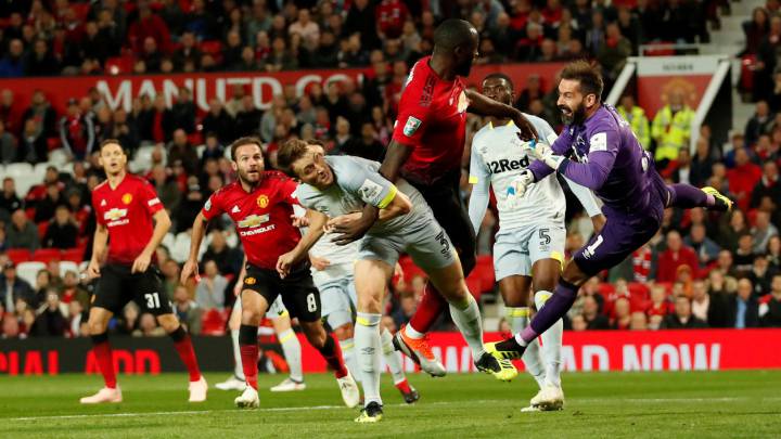 Horario, cómo ver en directo en televisión y cómo seguir online el Manchester United - Derby County de la tercera ronda de la Capital One Cup.