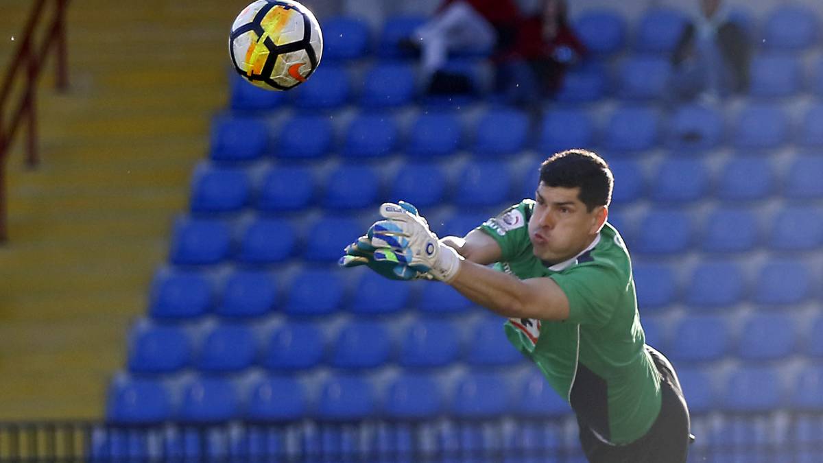 Presidente de Boca confirma arribo de Carlos Lampe