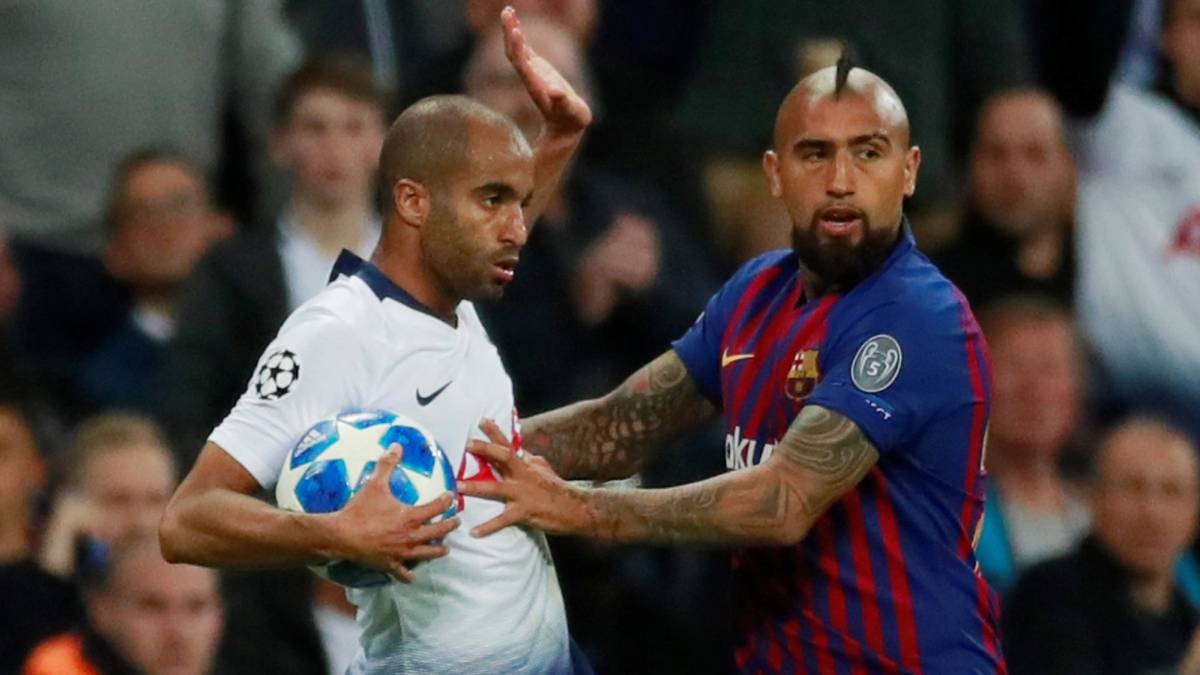 El cuadro del chileno sufrió más de la cuenta para vencer a los ingleses, en un duelo que por momentos pareció controlado. Vidal entró en el cierre del partido.