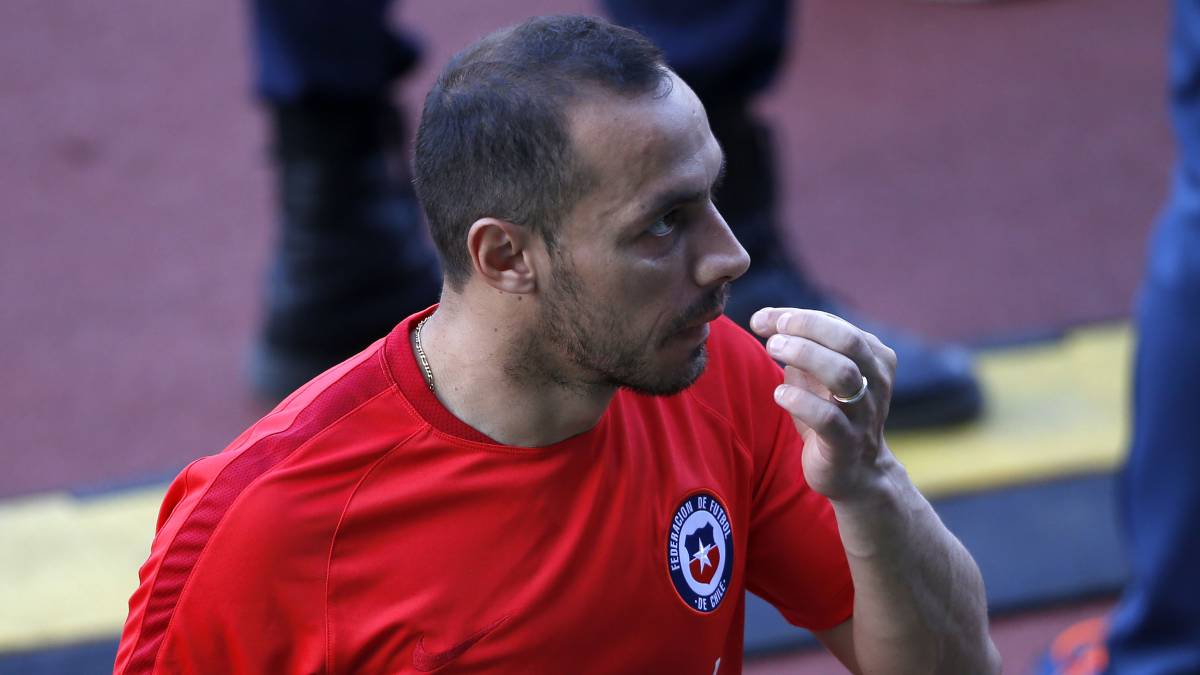El volante de Racing fue consultado por una nueva marginación por parte de Reinaldo Rueda de la nómina para los amistosos con México y Perú.