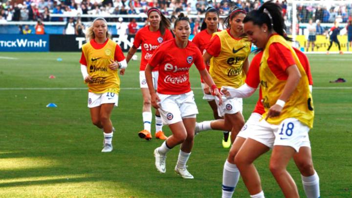 Muchos factores marcan un positivo desarrollo del fútbol femenino en Chile, aunque también hay factores en los que queda mucha tarea pendiente por realizar.