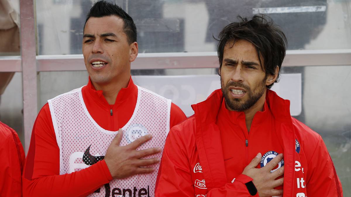 "Es llamativo que Opazo, Baeza y Valdivia no estén en la Roja"