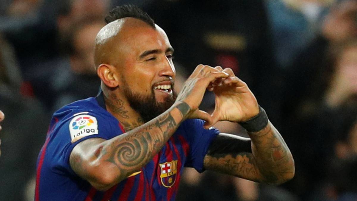 La alegría de Arturo Vidal tras su primer gol con el Barcelona