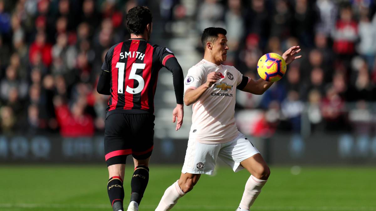 Bournemouth 1 - 1 M. United: Alexis asistió en el primer gol