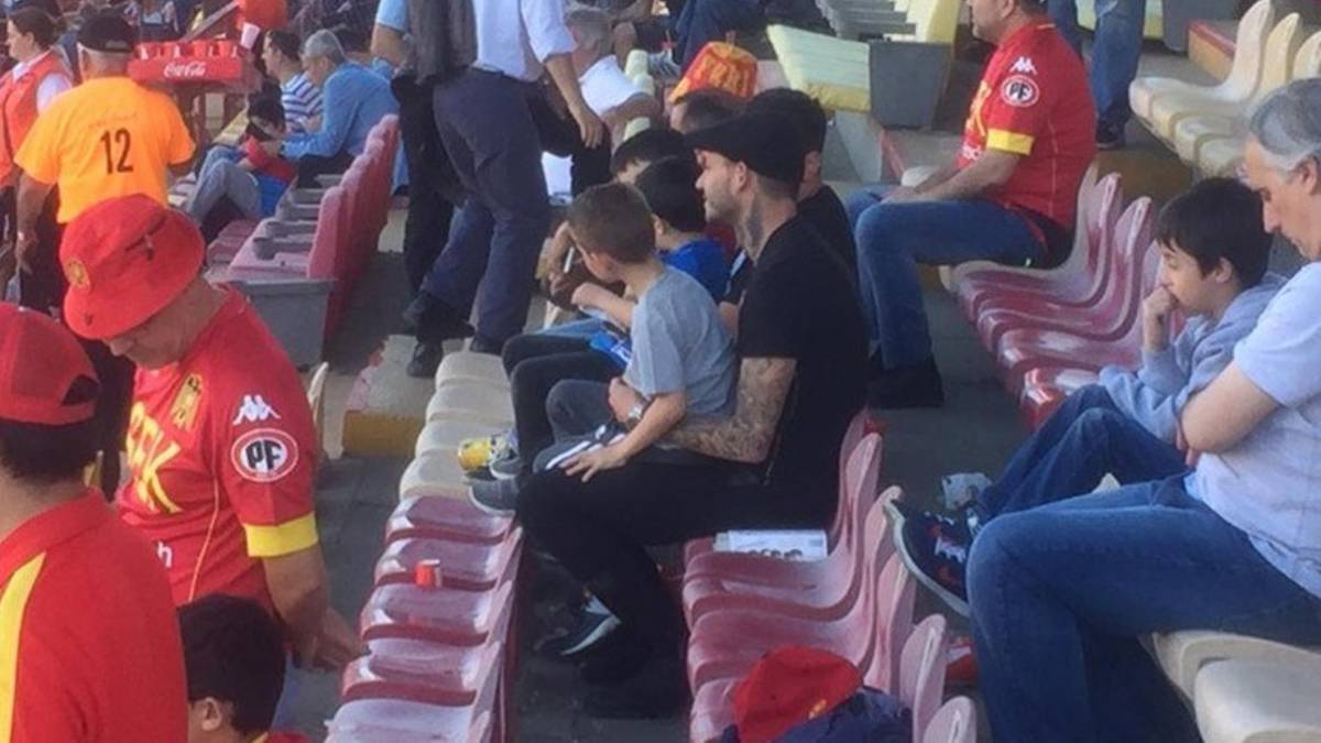 La sorpresiva visita de Pinilla al Unión-Everton en Santa Laura