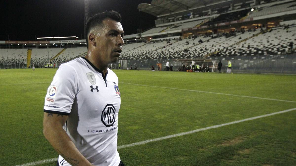 Paredes sufre su segunda expulsión en duelo sin público