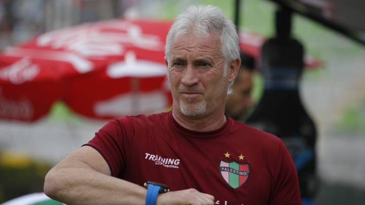 Ivo Basay afirma: “Pensar en la Copa Libertadores es ficción”