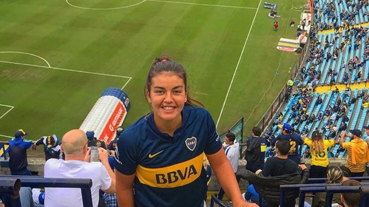 La tenista chilena es hincha del conjunto argentino, que disputará la histórica final de Copa Libertadores ante River.