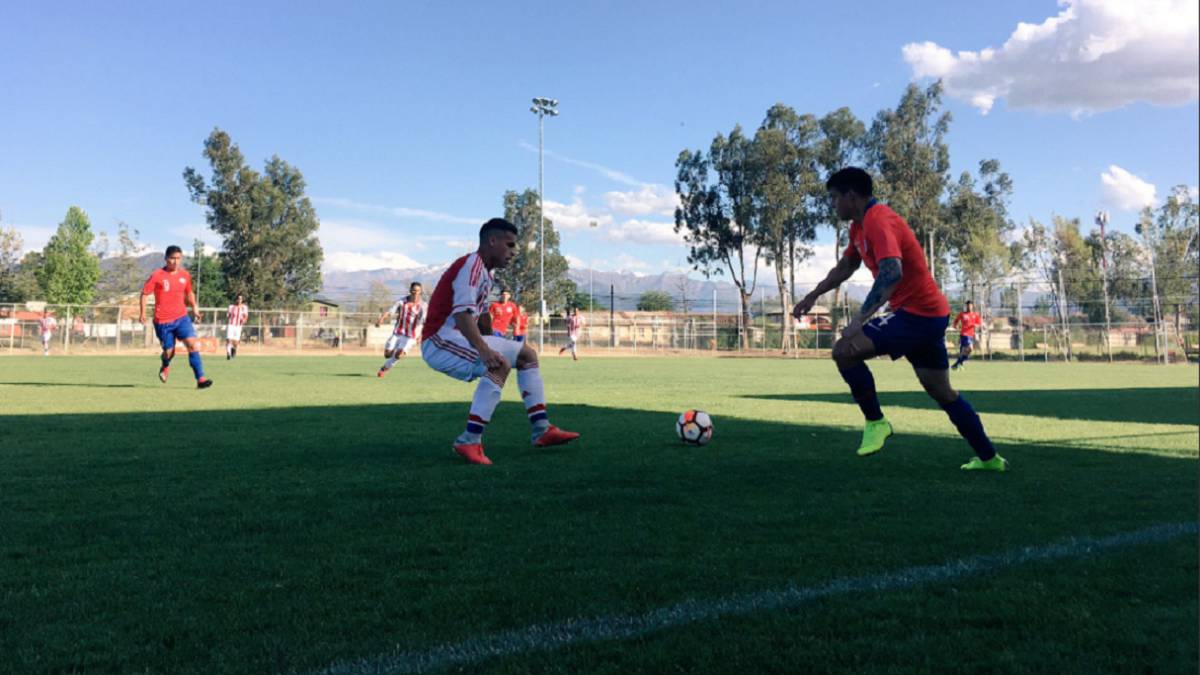 La selección chilena empató 0-0 frente a los guaraní en Rancagua. La Roja se está preparando para el Sudamericano sub 20 que se jugará en Chile.