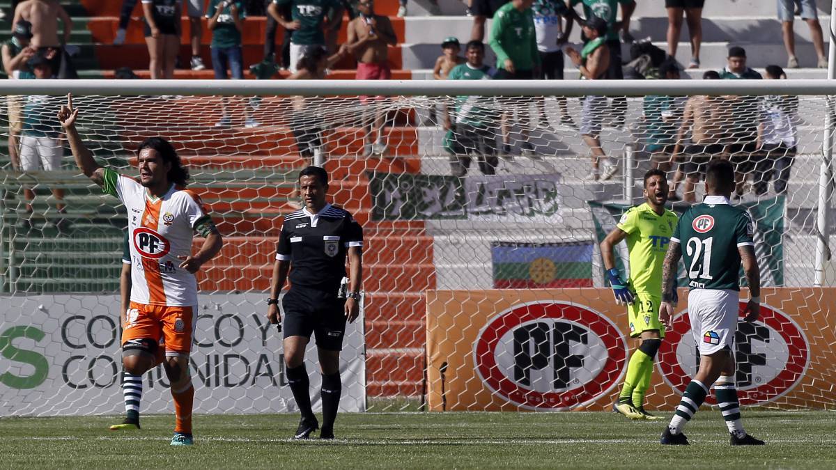 Cobresal 4 - 1 Wanderers: el local se mete en la definición
