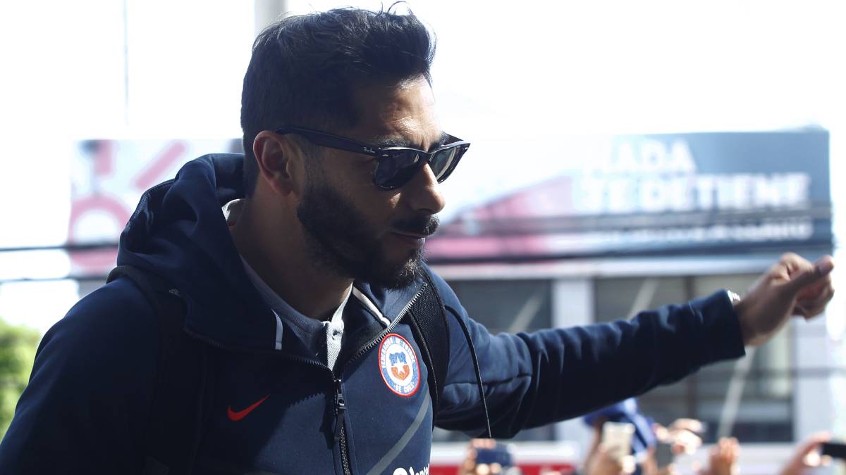 El portero de la U respaldó al entrenador colombiano luego de la caída ante Costa Rica. "Esto va a afianzar su forma de trabajar", señaló en Temuco.
