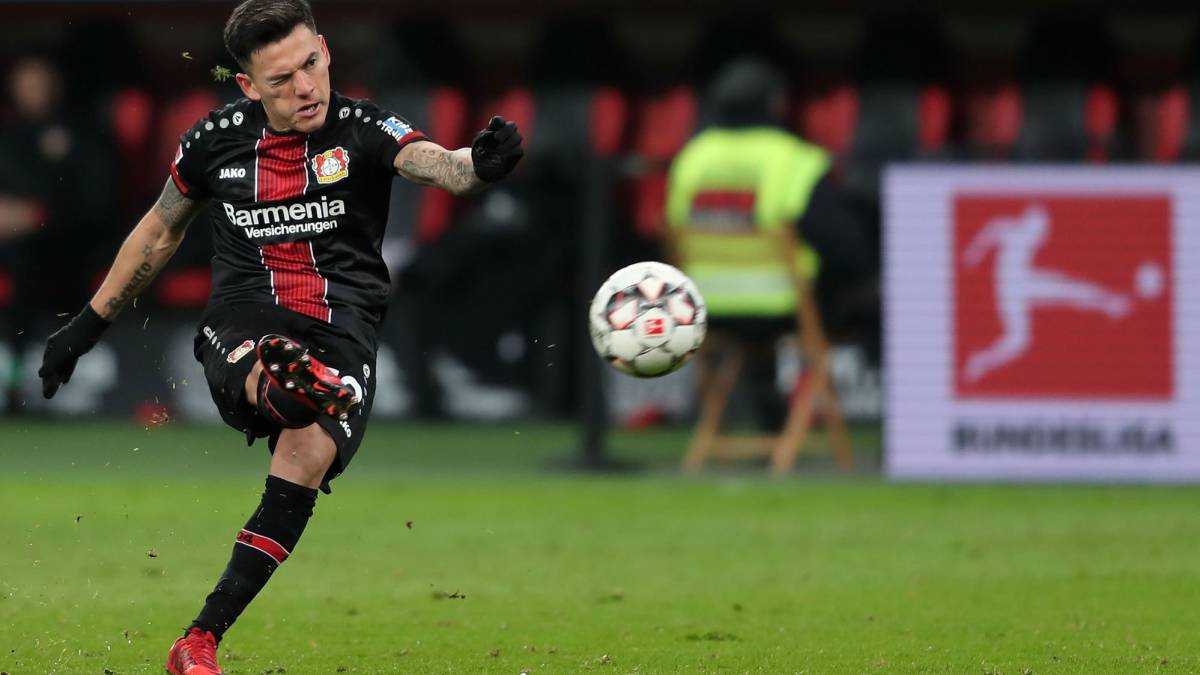 Aránguiz participa en triunfo del Leverkusen ante Stuttgart