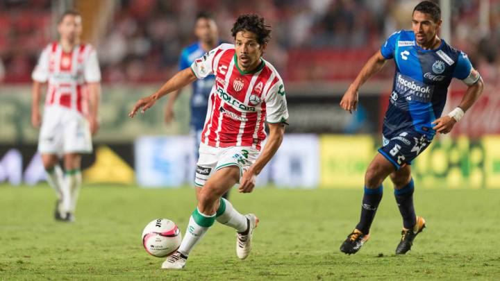 Mati Fernández se lesiona a los 20 minutos en duelo de Necaxa