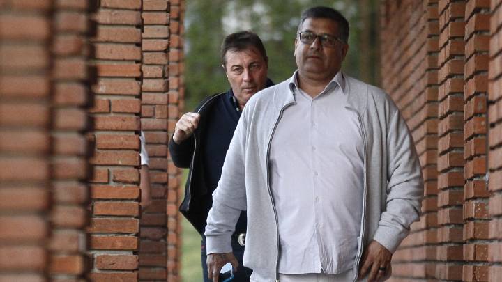 El ex gerente técnico de Universidad de Chile reconoció el conflicto con el ex DT. "40 días de vacaciones influyeron en que no llegáramos bien al torneo", agregó.