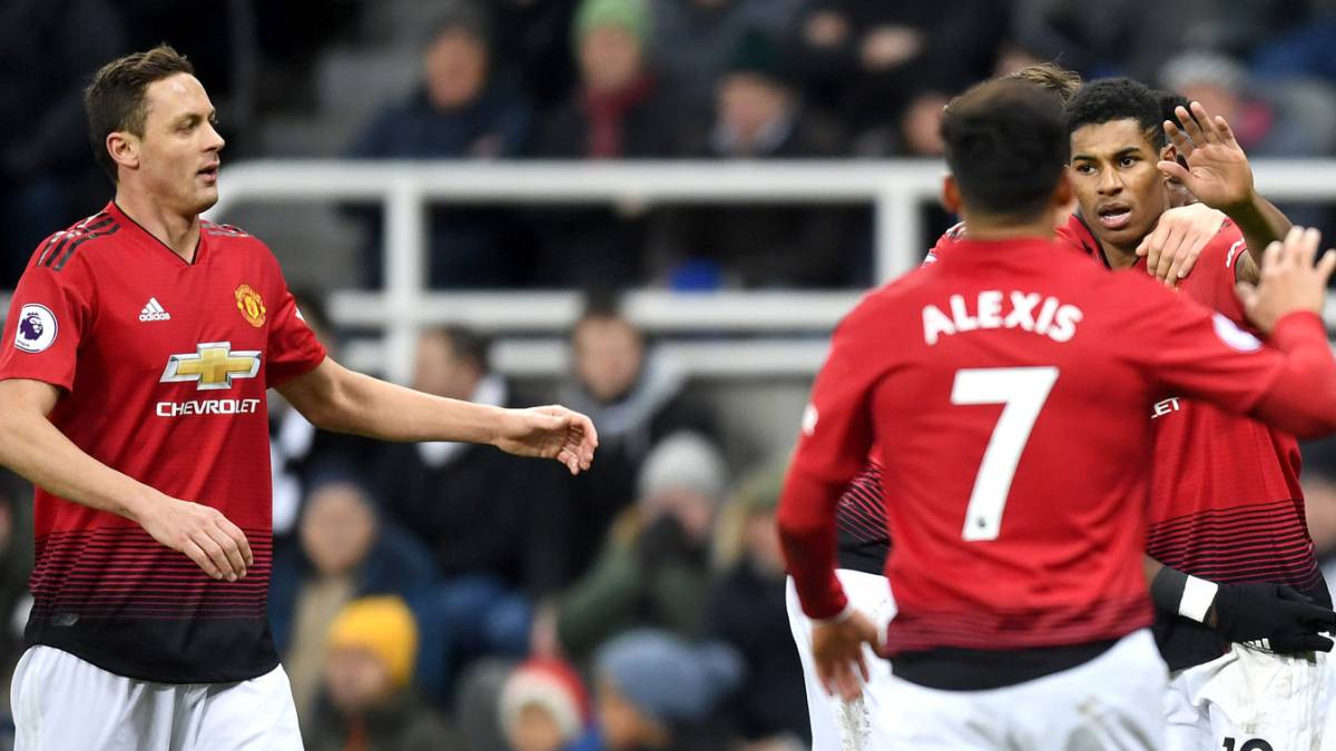 Alexis regresa con clase