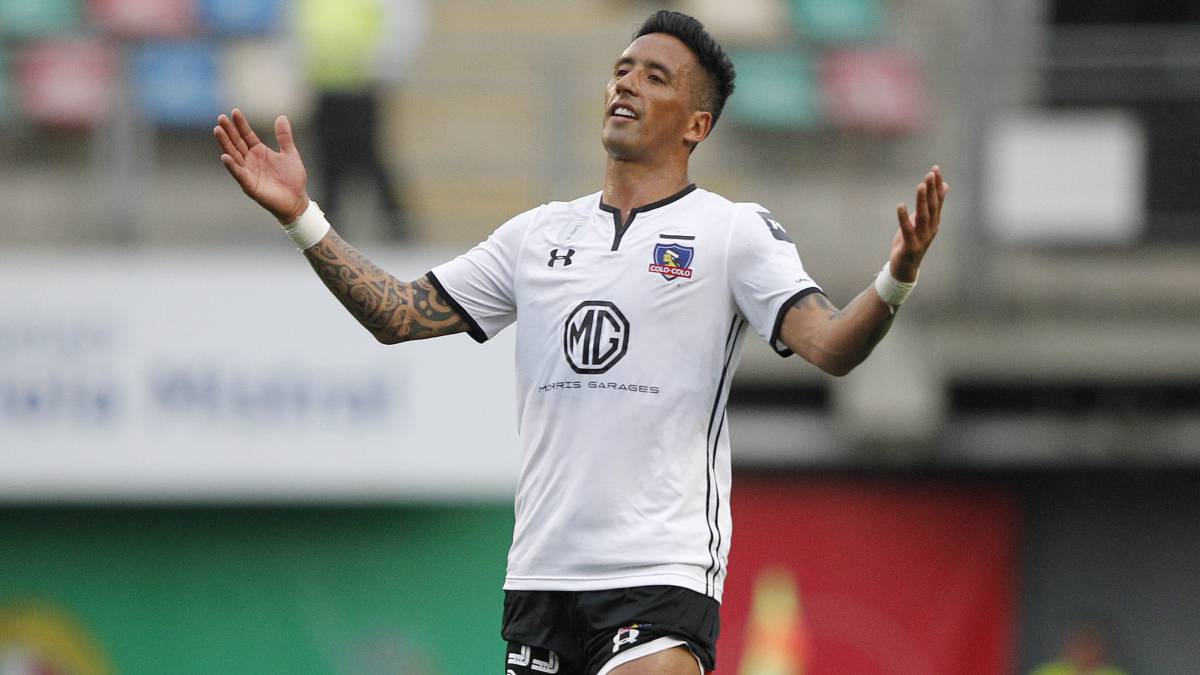 Lucas Barrios se transformó en nuevo jugador de Huracán
