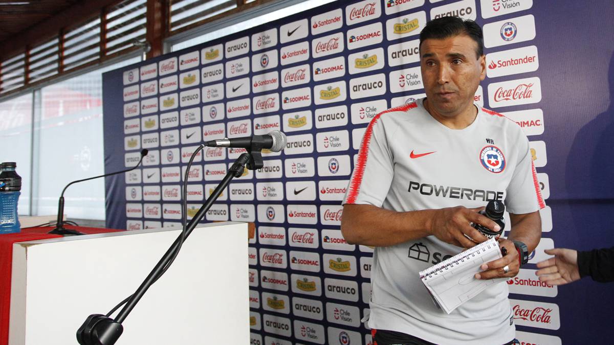 Robles, DT de la Roja Sub 20: "El objetivo es llegar al Mundial"