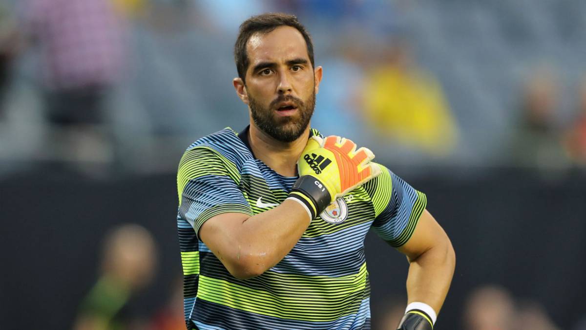 Bravo sufre infección y arriesga quedar fuera de Copa América