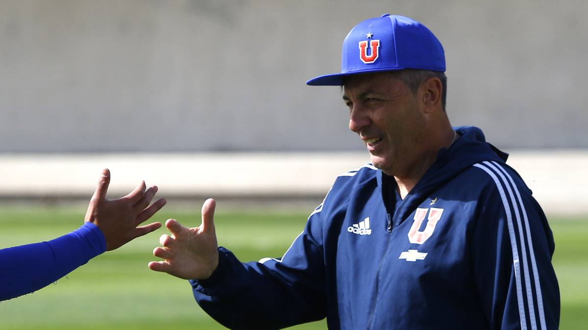 Kudelka deja abierta la puerta para más refuerzos en la U
