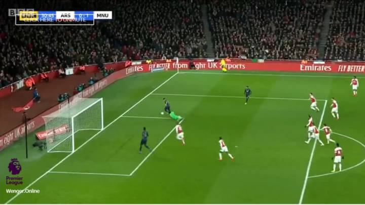 El gol de Alexis al Arsenal en su vuelta al Emirates Stadium