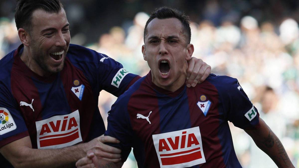 Orellana se consolida como quinto goleador chileno en España