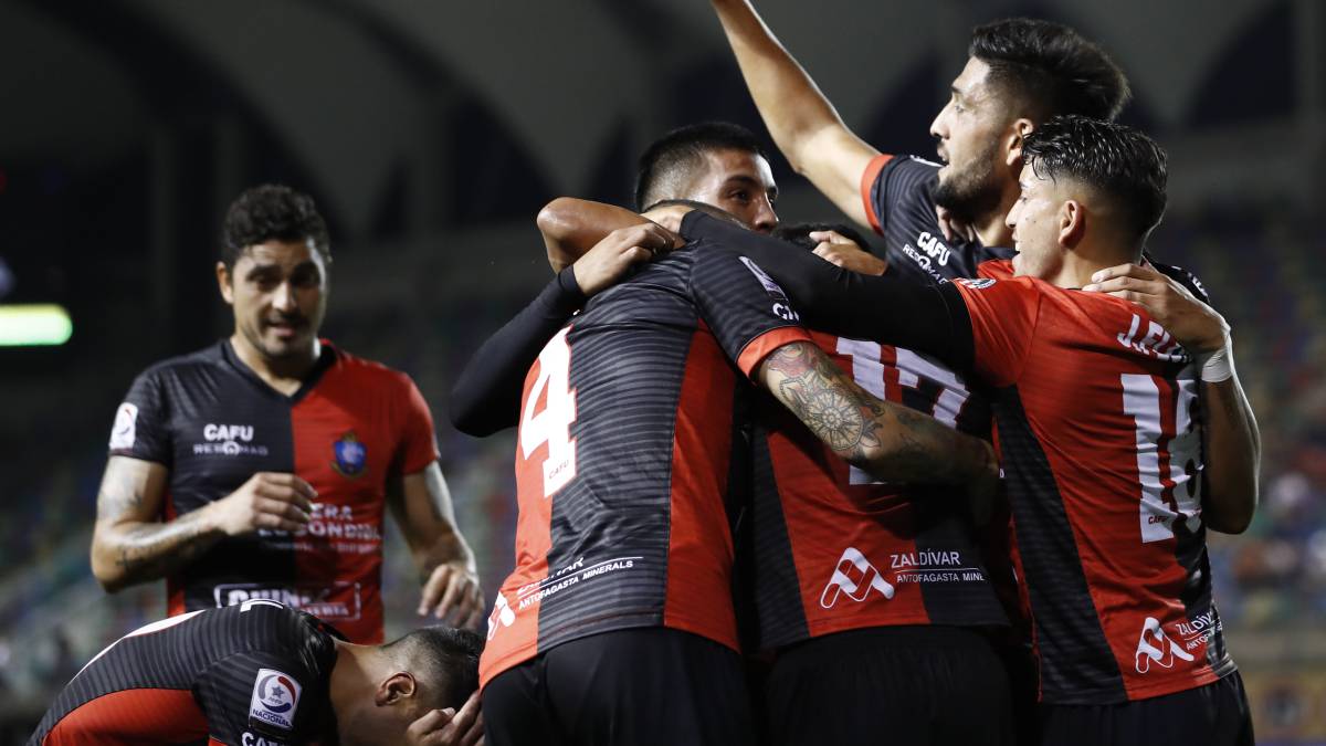 Dónde ver en directo por televisión y cómo seguir online el duelo entre Antofagasta y Unión Española, válido por la segunda fecha del Torneo Nacional.
