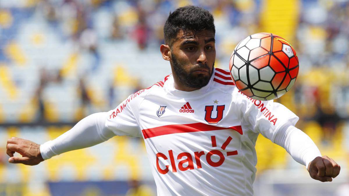 Tomando en cuenta el promedio de partidos que disputa Universidad de Chile y la cantidad de duelos que ha disputado, el volante suma una lapidaria estadística.