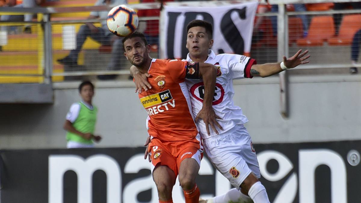 Cobreloa no levanta cabeza y Valdivia perdió el invicto