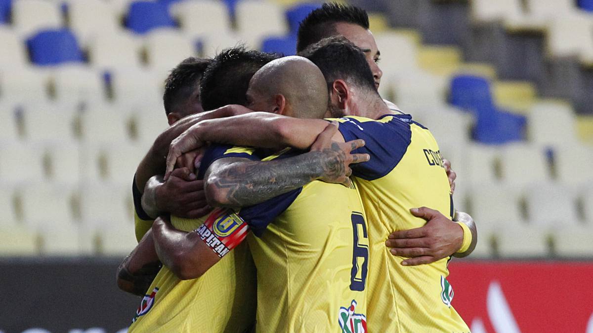 El Campanil logra el triunfo 300 de chilenos ante extranjeros en Libertadores