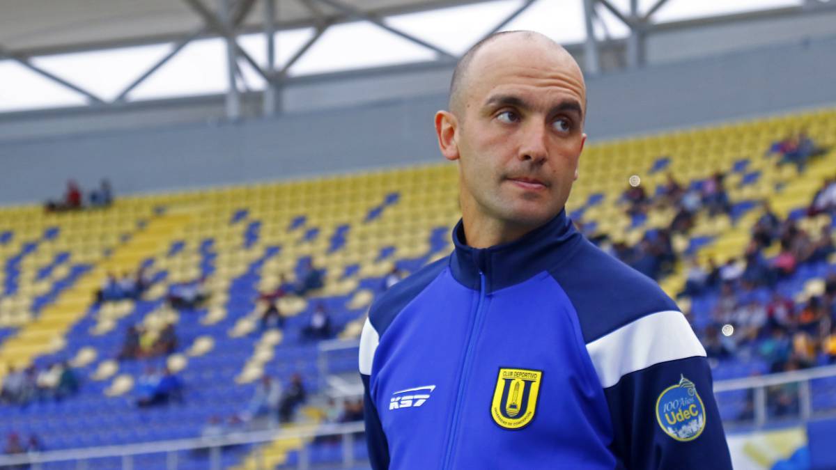 Más allá de la felicidad por el triunfo, al técnico de la Universidad de Concepción no le agradó que le remontaran el partido en dos oportunidades.