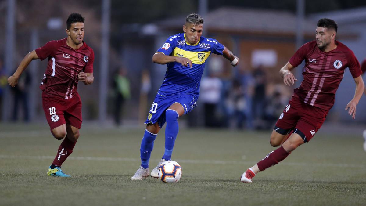 Santa Cruz logra su primera victoria con un gol en la agonía