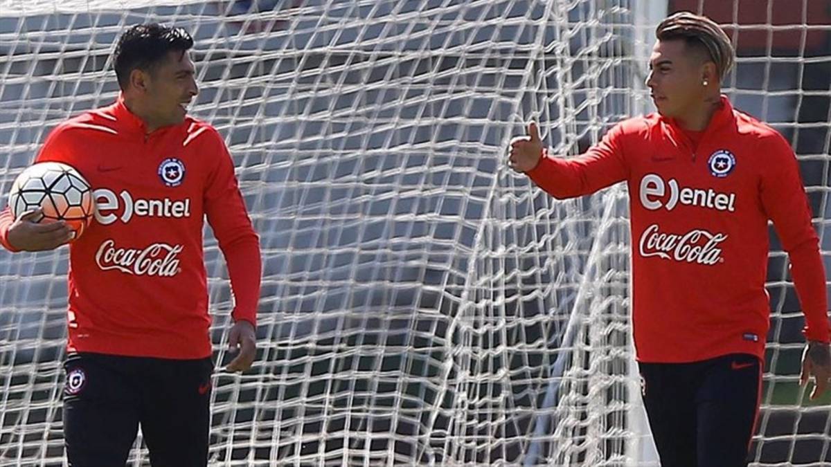 Vargas y Jara fueron reservados para los amistosos de marzo