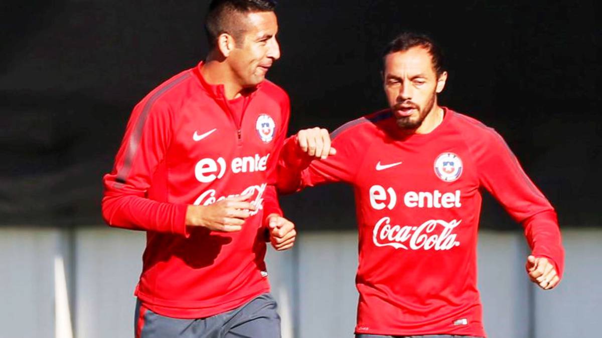 "Ojalá vuelvan Marcelo Díaz y Eduardo Vargas a la Roja"