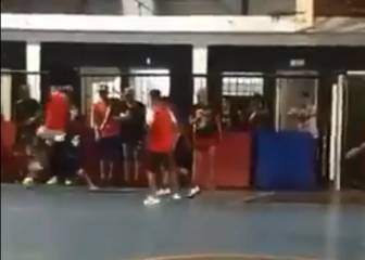 Otro escándalo de Centurión: recibe patada y arma pelea