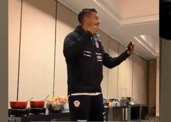 Medel mostró el 'bautizo musical' de la Roja a Morales