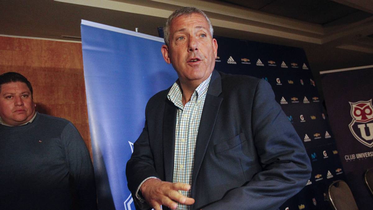El ex presidente de Universidad de Chile dejó este aspecto como la gran deuda que le quedará tras salir del directorio de Azul Azul por las amenazas en su contra.