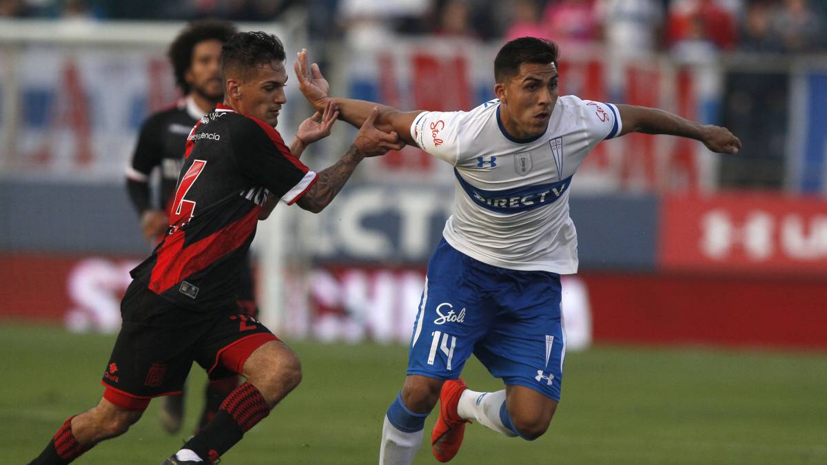 La UC solo empata con Curicó y no logra volver a la punta
