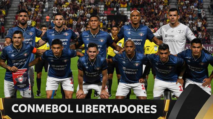 La insólita pelea entre dos compañeros en la Libertadores