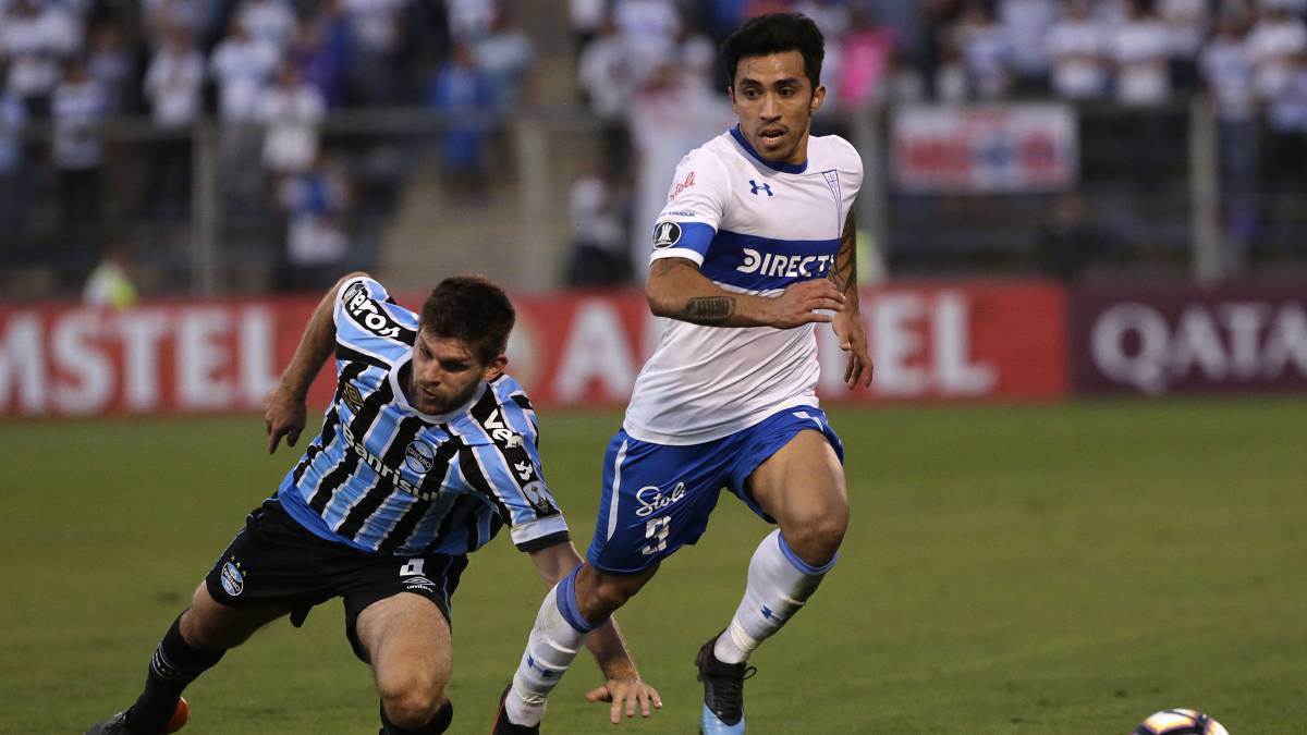 El volante acusó inconvenientes en la victoria ante Gremio por la Copa Libertadores y sería uno de los que tendría descanso ante Everton este fin de semana.