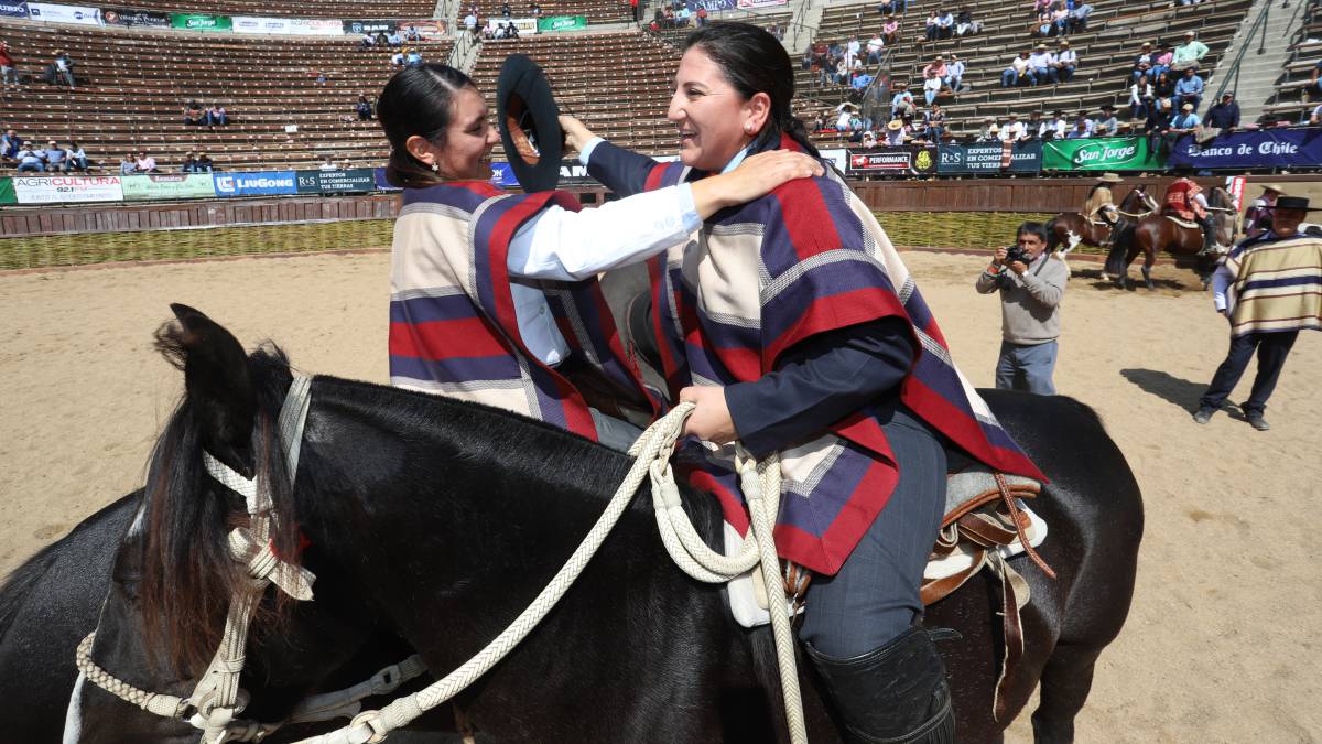 La serie Confederaciones fue ganada por los hermanos Rufino y Claudio Hernández. En damas, en tanto, vencieron Yeny Troncoso y Valentina Hernández.