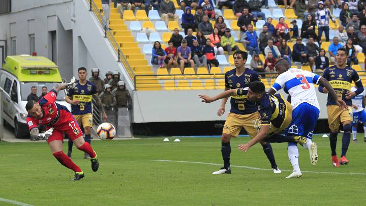 Everton 1-2 U. Católica: resumen, goles y resultado