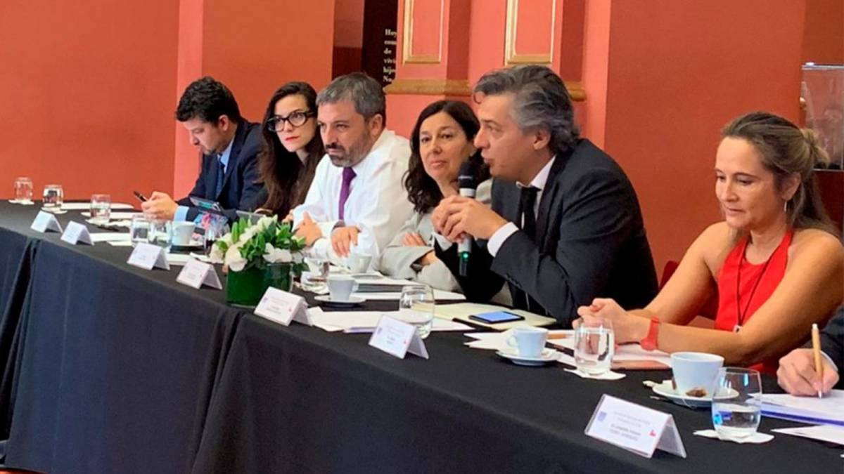 En Buenos Aires se reunieron los representantes de Argentina, Uruguay, Paraguay y Chile, para consolidar la postulación a la Copa del Mundo.