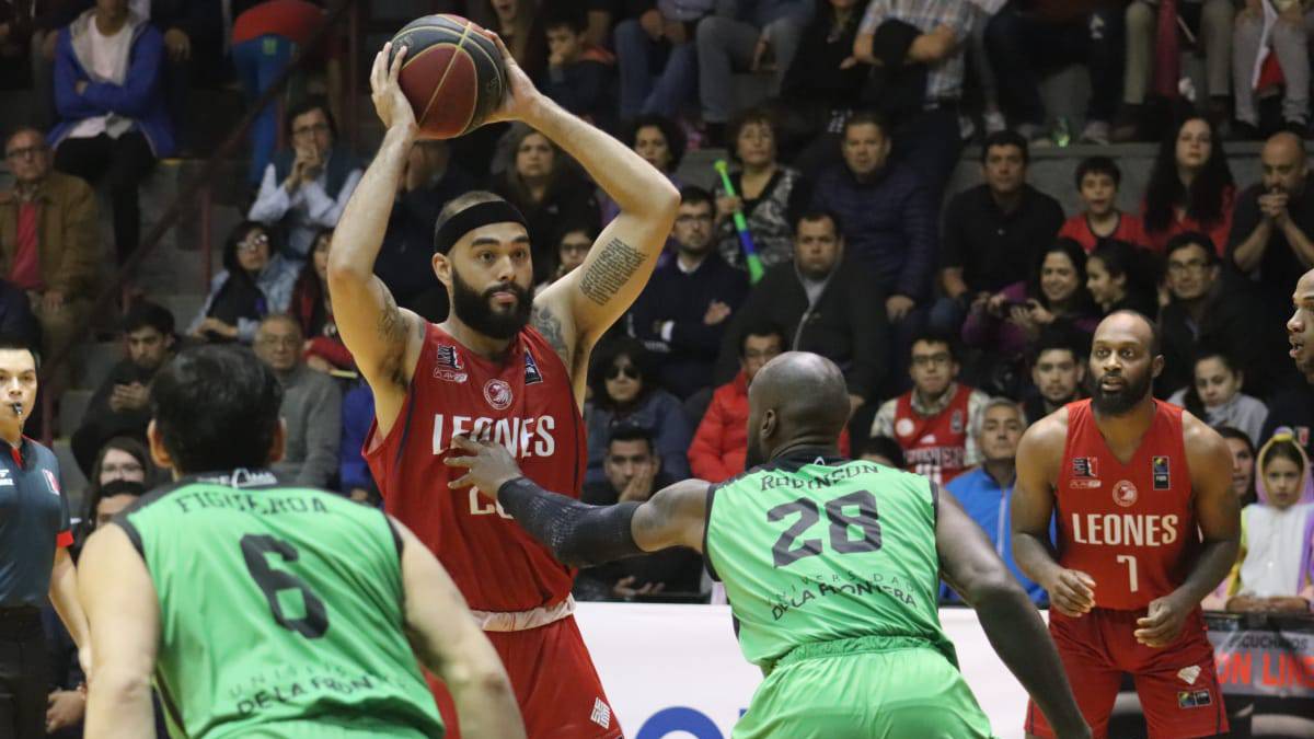 Los Leones se corona en el Centro e irá por la revancha