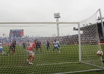 Católica profundiza la crisis azul y golea en San Carlos