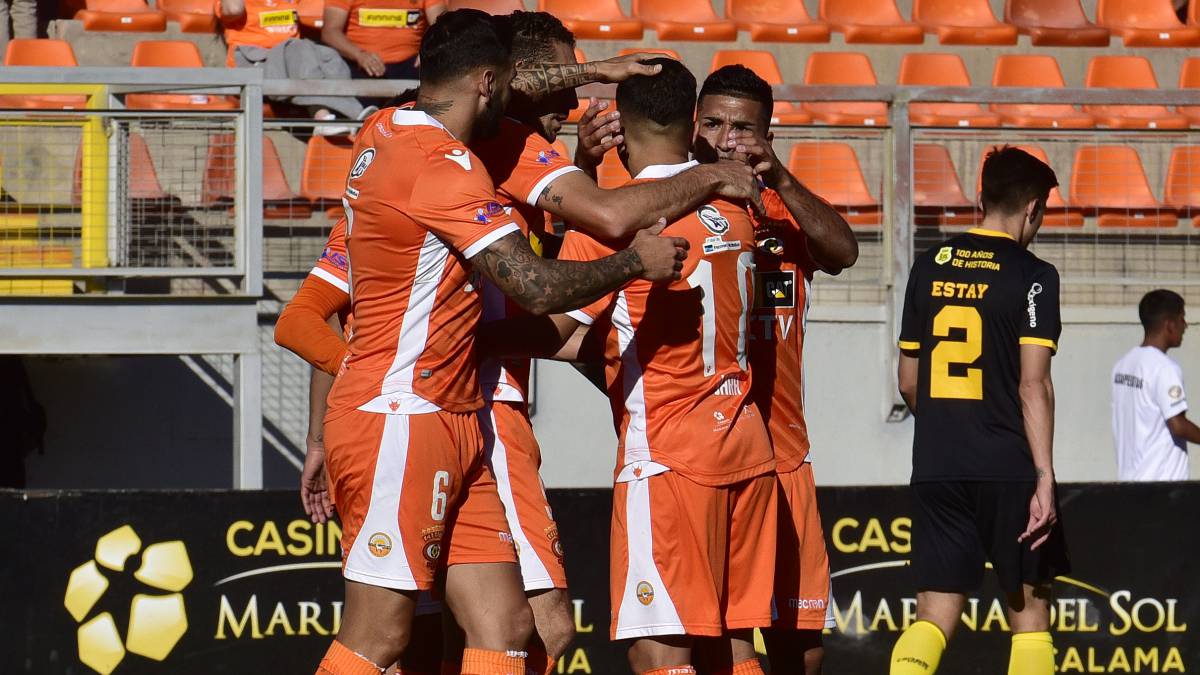 Cobreloa opaca el debut de Darío Franco y escala al segundo lugar