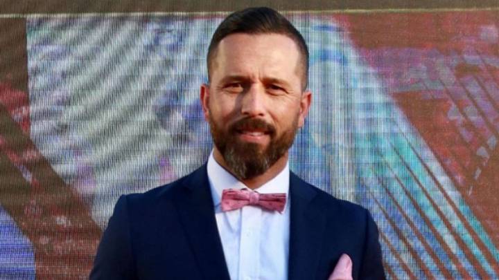 El ex futbolista y comentarista deportivo congeló sus actividades para trabajar en el proyecto que presentará. Será oficializado en la junta del 22 de abril.