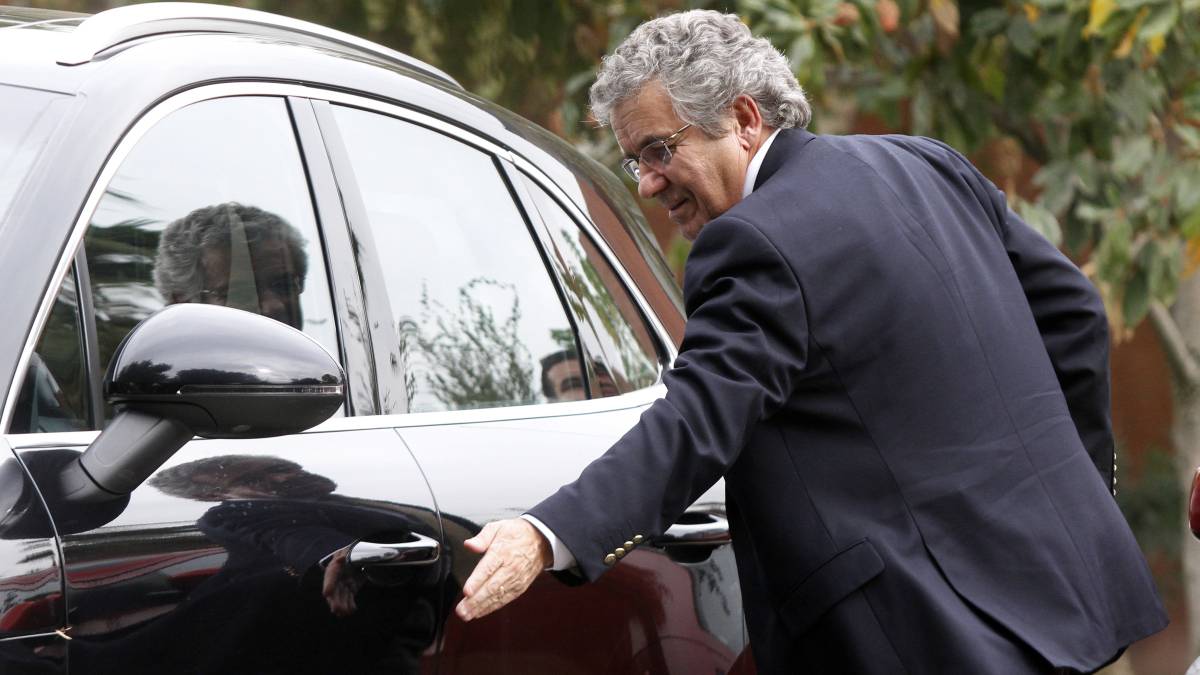 La jueza árbitro Luz María Jordán firmó este martes la resolución que rechaza la demanda del director oficialista de ByN. Justo previo a la Junta de Accionistas.